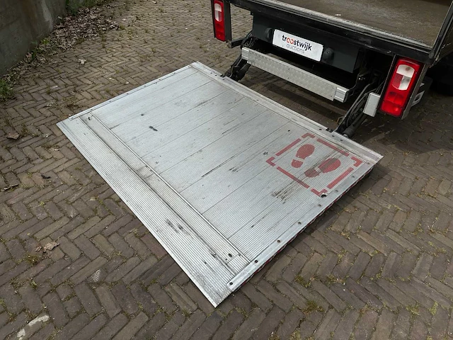 Volkswagen crafter 35 2.0 tdi l4 el highline 177pk 2018, v-106-nz bedrijfswagen - afbeelding 22 van  35