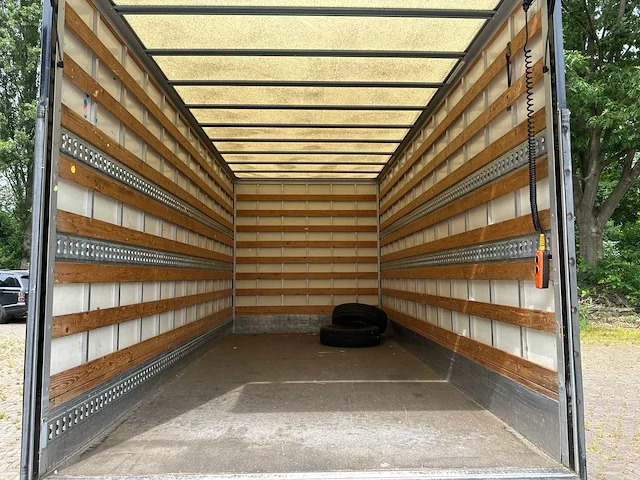 Volkswagen crafter 35 2.0 tdi l4 el highline 177pk 2018, v-106-nz bedrijfswagen - afbeelding 26 van  35