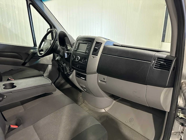 Volkswagen crafter 50 2.0 tdi l2h1 163pk vv-640-r - afbeelding 3 van  18