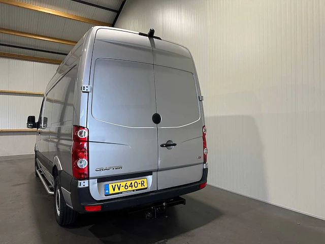 Volkswagen crafter 50 2.0 tdi l2h1 163pk vv-640-r - afbeelding 13 van  18
