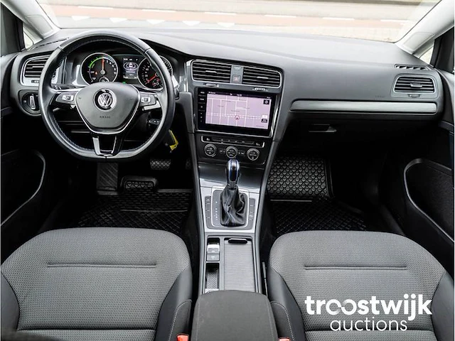 Volkswagen e-golf 100kw automaat 2019 navigatiesysteem climate control apple carplay / android auto full led 16"inch - afbeelding 6 van  25