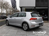 Volkswagen e-golf 100kw automaat 2019 navigatiesysteem climate control apple carplay / android auto full led 16"inch - afbeelding 19 van  25