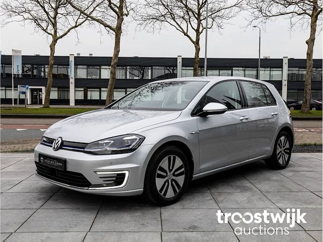 Volkswagen e-golf 100kw automaat 2019 navigatiesysteem climate control apple carplay / android auto full led 16"inch - afbeelding 25 van  25