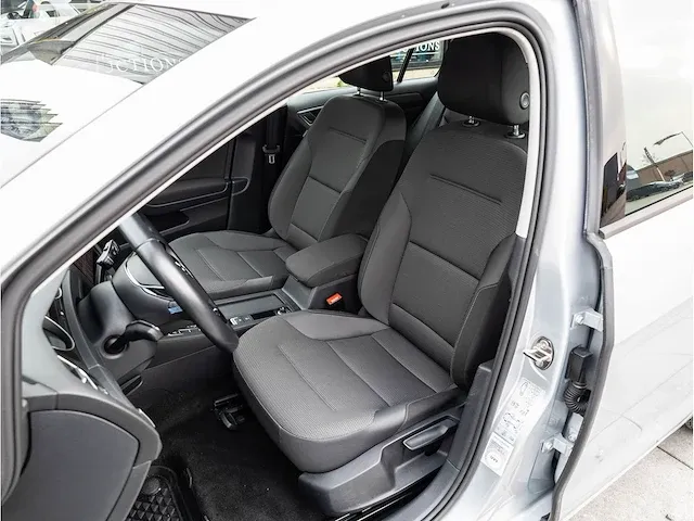 Volkswagen e-golf 100kw automaat 2019 navigatiesysteem climate control carplay android full led, t-220-sr - afbeelding 4 van  25