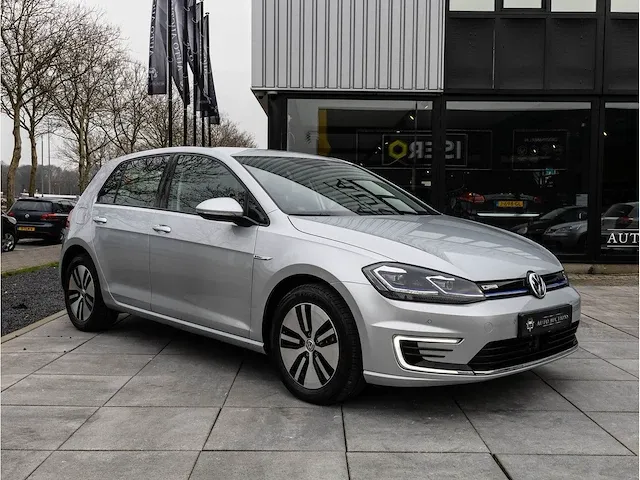 Volkswagen e-golf 100kw automaat 2019 navigatiesysteem climate control carplay android full led, t-220-sr - afbeelding 23 van  25