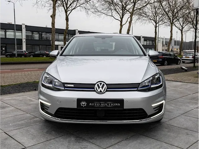 Volkswagen e-golf 100kw automaat 2019 navigatiesysteem climate control carplay android full led, t-220-sr - afbeelding 24 van  25