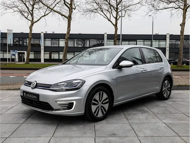 Volkswagen e-golf 100kw automaat 2019 navigatiesysteem climate control carplay android full led, t-220-sr - afbeelding 25 van  25