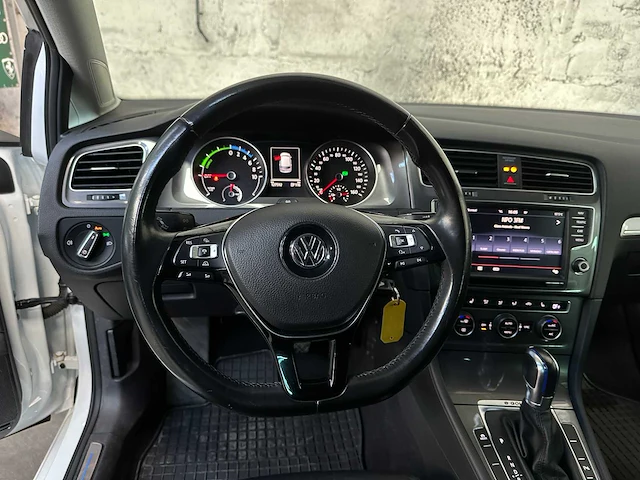 Volkswagen e-golf 136pk 2014, r-252-bj - afbeelding 11 van  43