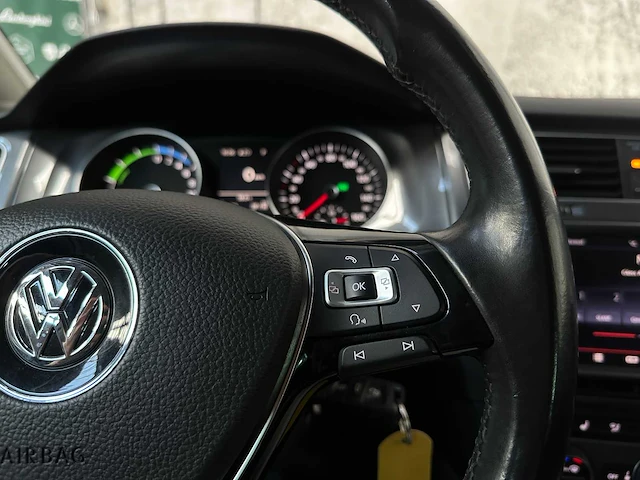 Volkswagen e-golf 136pk 2014, r-252-bj - afbeelding 16 van  43