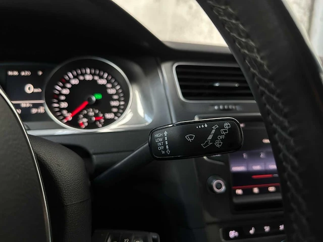 Volkswagen e-golf 136pk 2014, r-252-bj - afbeelding 18 van  43