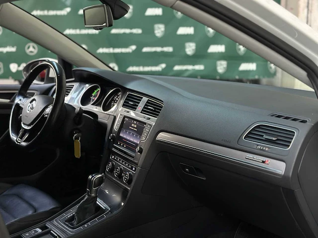 Volkswagen e-golf 136pk 2014, r-252-bj - afbeelding 30 van  43
