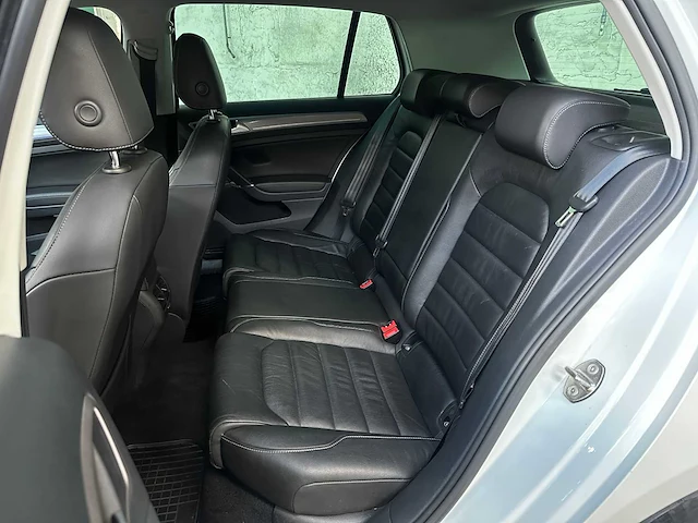 Volkswagen e-golf 136pk 2014, r-252-bj - afbeelding 32 van  43
