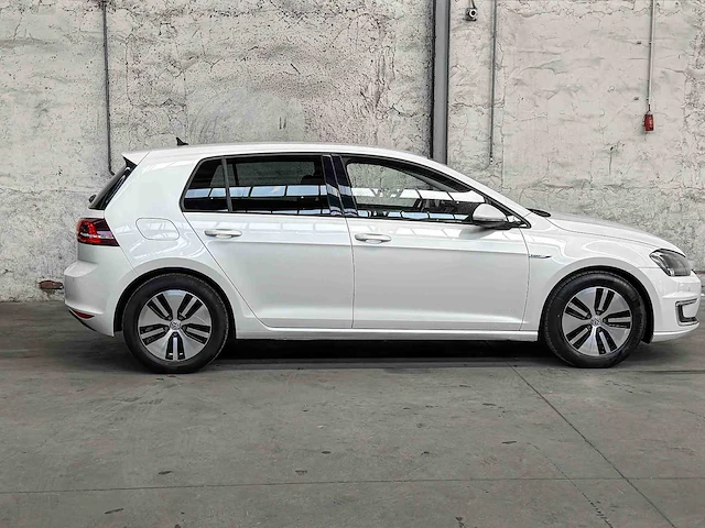 Volkswagen e-golf 136pk 2014, r-252-bj - afbeelding 42 van  43