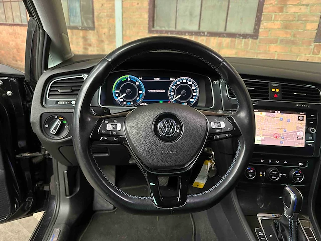 Volkswagen e-golf 136pk 2019 (origineel-nl), zf-315-l - afbeelding 10 van  40