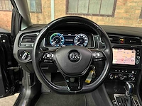 Volkswagen e-golf 136pk 2019 (origineel-nl), zf-315-l - afbeelding 10 van  40