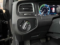 Volkswagen e-golf 136pk 2019 (origineel-nl), zf-315-l - afbeelding 13 van  40