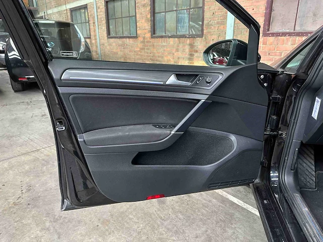 Volkswagen e-golf 136pk 2019 (origineel-nl), zf-315-l - afbeelding 22 van  40