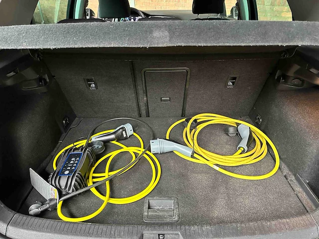 Volkswagen e-golf 136pk 2019 (origineel-nl), zf-315-l - afbeelding 25 van  40