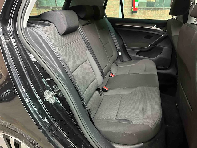 Volkswagen e-golf 136pk 2019 (origineel-nl), zf-315-l - afbeelding 32 van  40