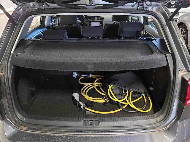 Volkswagen e-golf e-dition 100kw automaat 2020 - afbeelding 10 van  16