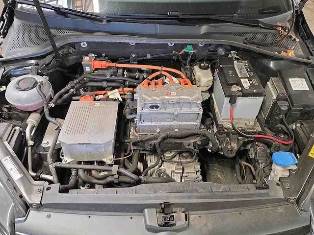 Volkswagen e-golf e-dition 100kw automaat 2020 - afbeelding 12 van  16