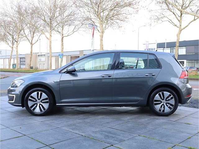 Volkswagen e-golf e-dition 100kw automaat 2020 - afbeelding 12 van  32