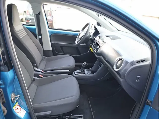 Volkswagen e-up automaat 2021 stoelverwarming dab bluetooth audio elektrische spiegels - afbeelding 14 van  28