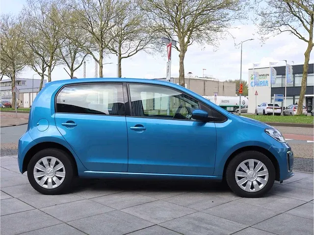 Volkswagen e-up automaat 2021 stoelverwarming dab bluetooth audio elektrische spiegels - afbeelding 25 van  28