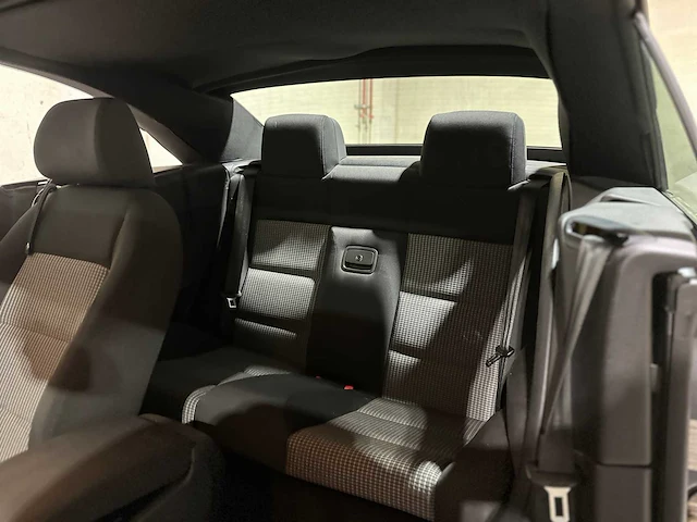 Volkswagen eos 1.4 tsi highline 122pk 2010 cabriolet, 82-kpb-3 - afbeelding 24 van  39
