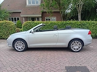 Volkswagen eos 2.0 16v fsi, 14-tg-pr - afbeelding 2 van  29