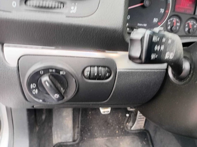 Volkswagen eos 2.0 16v fsi, 14-tg-pr - afbeelding 14 van  29