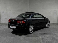 Volkswagen eos 2.0-16v fsi 150pk 2008 cabriolet, 31-zr-kj youngtimer - afbeelding 2 van  33