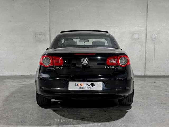 Volkswagen eos 2.0-16v fsi 150pk 2008 cabriolet, 31-zr-kj youngtimer - afbeelding 3 van  33