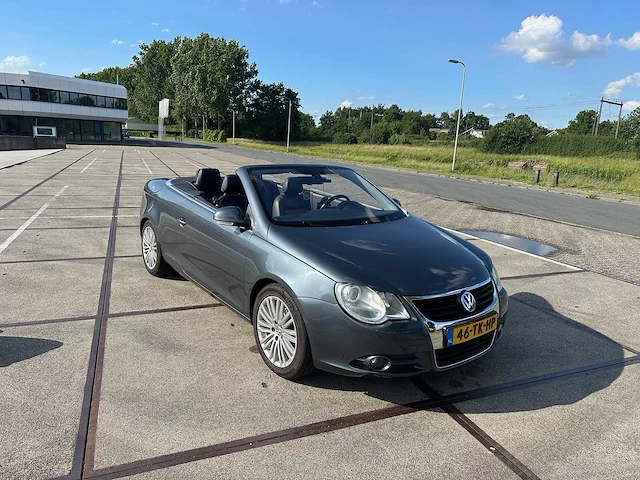 Volkswagen eos 2.0-16v fsi , 46-tk-hp - afbeelding 1 van  19