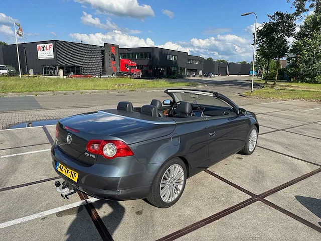 Volkswagen eos 2.0-16v fsi , 46-tk-hp - afbeelding 12 van  19