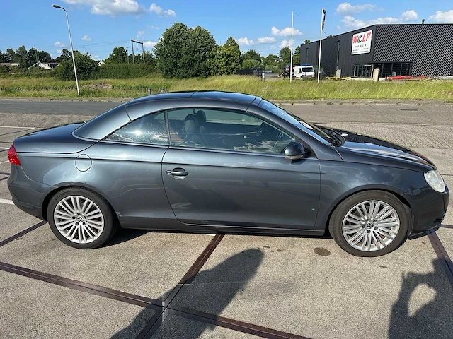Volkswagen eos 2.0-16v fsi , 46-tk-hp - afbeelding 17 van  19