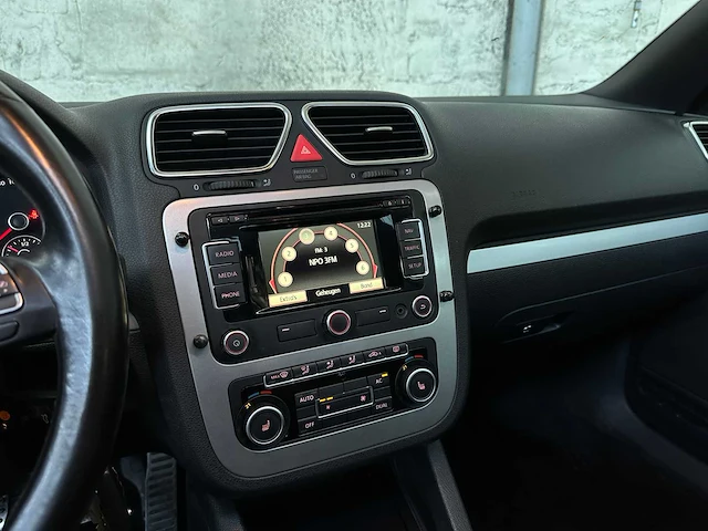 Volkswagen eos 2.0 tdi 140pk 2012, 25-tth-3 - afbeelding 21 van  38