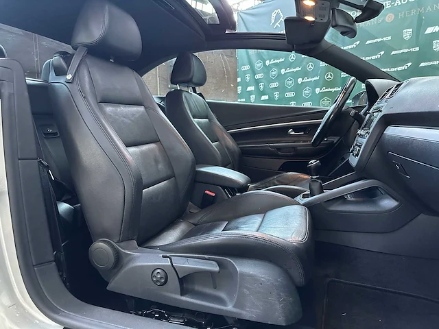 Volkswagen eos 2.0 tdi 140pk 2012, 25-tth-3 - afbeelding 29 van  38