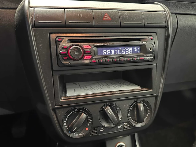 Volkswagen fox 1.2 trendline 30-xh-xf - afbeelding 4 van  16