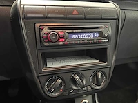Volkswagen fox 1.2 trendline 30-xh-xf - afbeelding 4 van  16