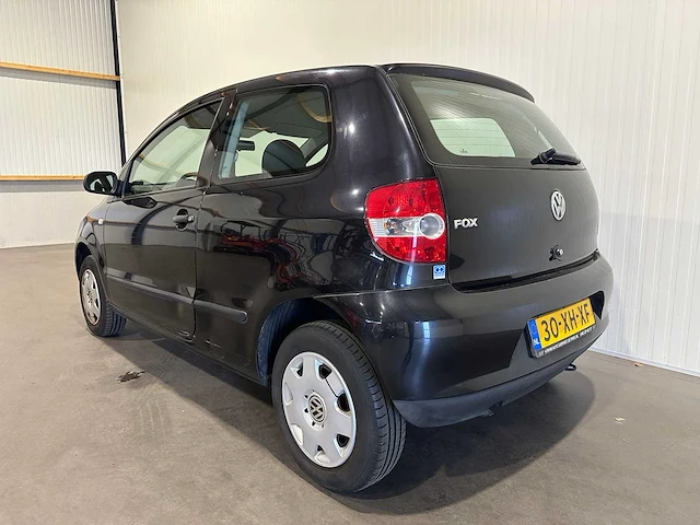 Volkswagen fox 1.2 trendline 30-xh-xf - afbeelding 10 van  16