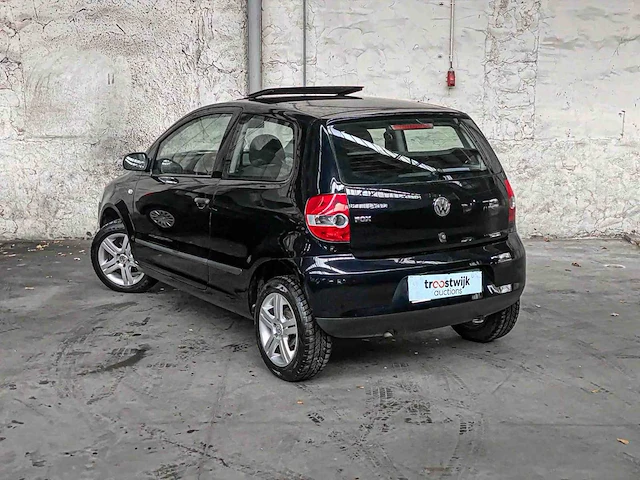 Volkswagen fox 1.2 trendline 54pk 2005 -orig. nl- 79-rz-lr - afbeelding 2 van  31