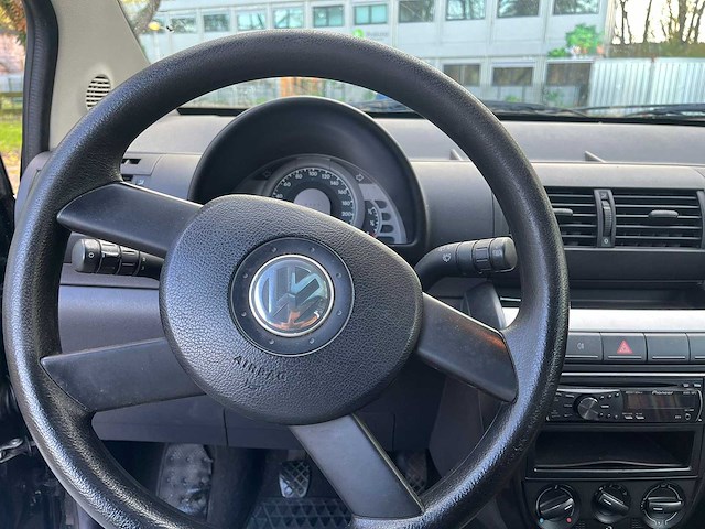 Volkswagen fox 1.2 trendline, 79-rz-lr - afbeelding 4 van  17