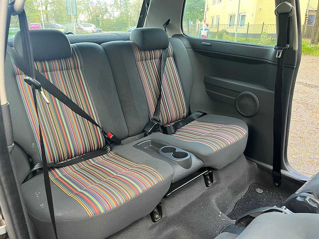Volkswagen fox 1.2 trendline, 79-rz-lr - afbeelding 7 van  17