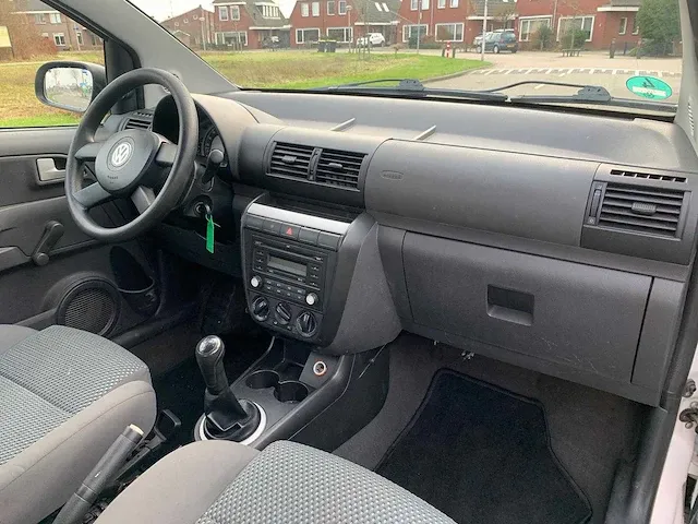 Volkswagen fox 1.2 trendline, ht-131-z - afbeelding 3 van  16