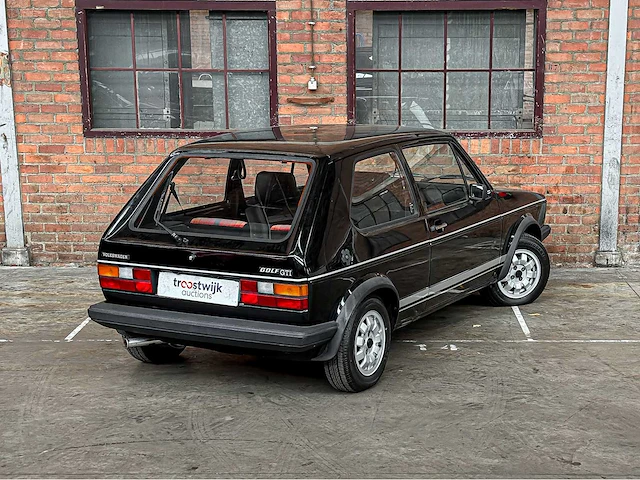 Volkswagen golf 1 gti 1.8i 112pk 1983 65.000 km! - afbeelding 3 van  40