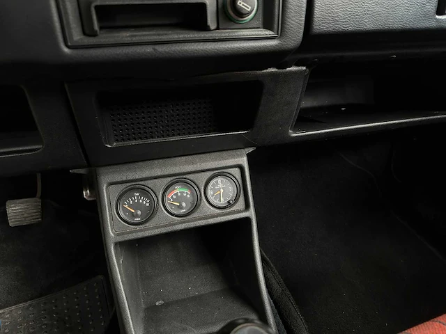 Volkswagen golf 1 gti 1.8i 112pk 1983 65.000 km! - afbeelding 20 van  40