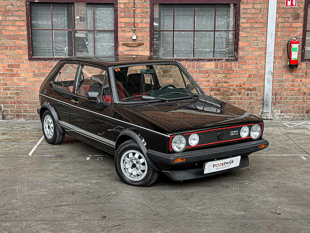 Volkswagen golf 1 gti 1.8i 112pk 1983 65.000 km! - afbeelding 37 van  40