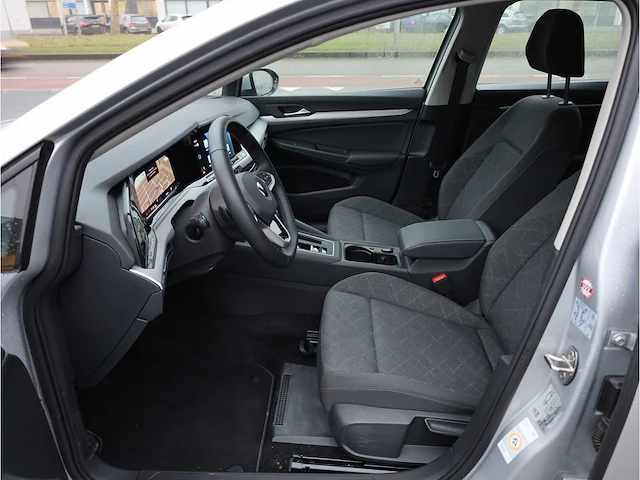Volkswagen golf 1.0 etsi life automaat 2023 - afbeelding 11 van  29