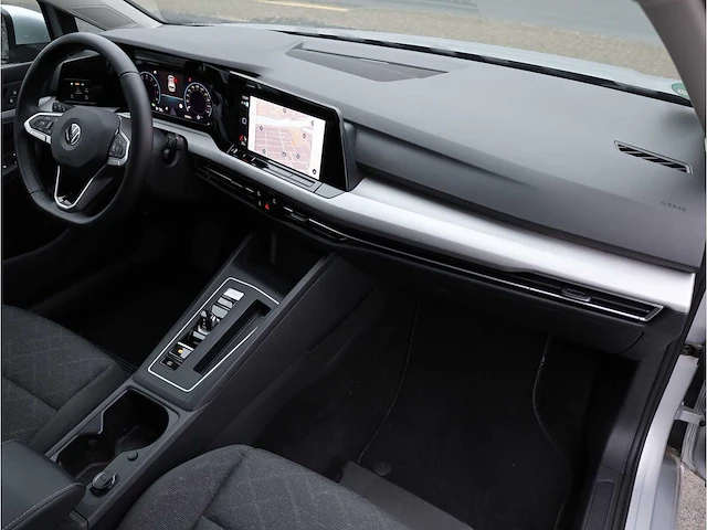 Volkswagen golf 1.0 etsi life automaat 2023 - afbeelding 13 van  29